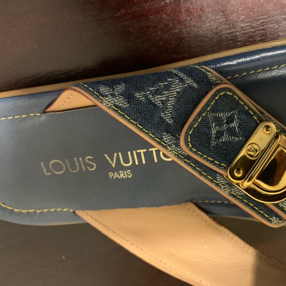 Louis Vuitton Denim Thong Sandals - Picture 4 of 8